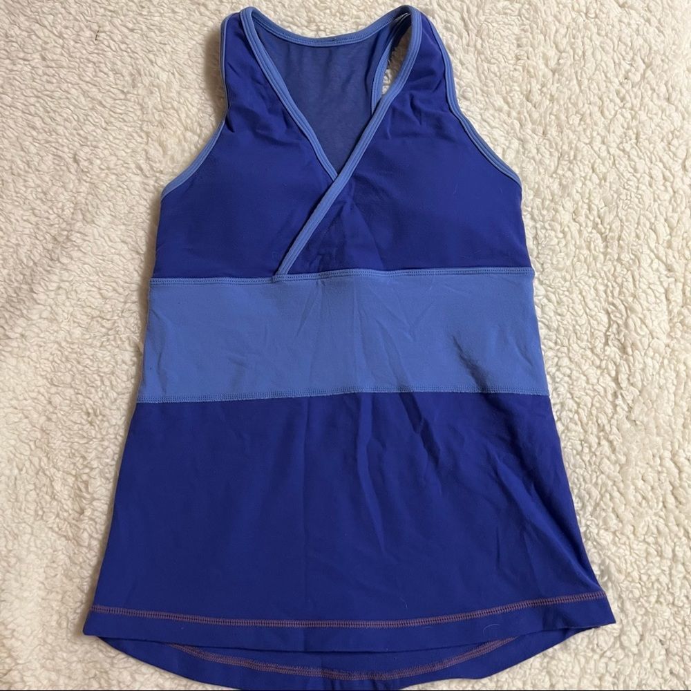 Lululemon Tank Top Preowned Size 6 Blue